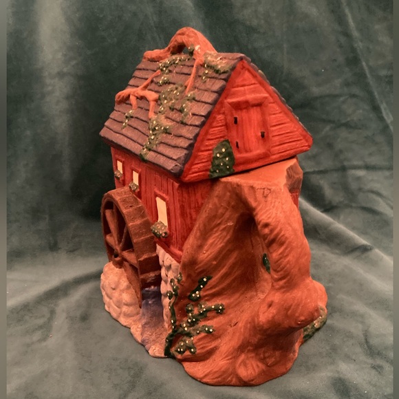 Vintage Cottage Tea Pot Decorative - Cottagecore - Picture 6 of 16